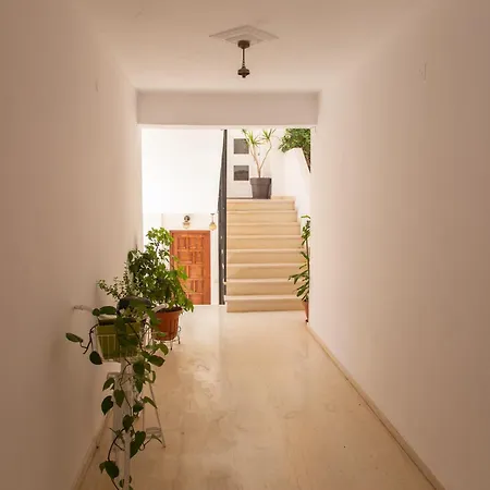 Rena's House 2 Apartamento
